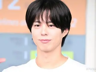 【フォト】パク・ボゴム、空港が明るくなるビジュアル…クアラルンプールに出発