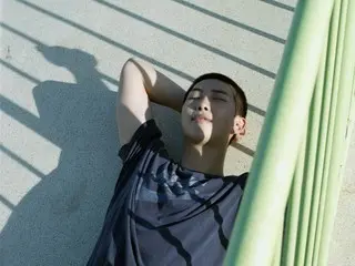 近況報告だけで世界のチャートが揺れ動く…RM（BTS）のソロ曲がサプライズ1位