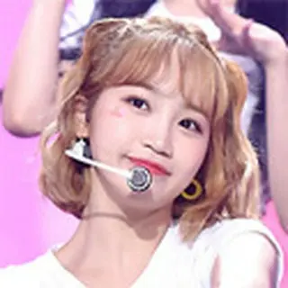 キム・チェウォン（LE SSERAFIM）のインスタグラム